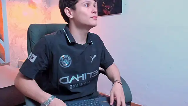 Snapshot of kraven_lust chatting on 02-01-26, 03:05 kraven lust online show from 02-01-26, 03:05