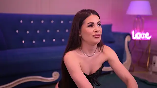 KatieHayes online show from 02-08-26, 06:55