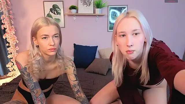 Snapshot of evlica chatting on 01-16-26, 08:29 evlica online show from 01-16-26, 08:29