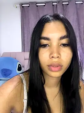 karolaalcendra online show from 11-08-25, 02:23