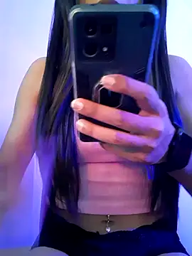 Cutie-Whiskey1 online show from 10-18-25, 10:05