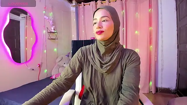 ShanaJamil online show from 02-07-26, 12:31