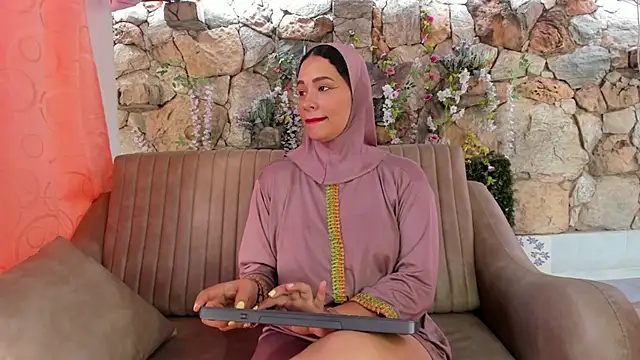 Snapshot of ShanaJamil chatting on 07-24-26, 12:25 ShanaJamil online show from 07-24-26, 12:25