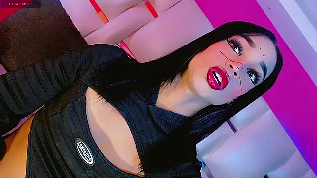 Snapshot of JessiscaWalker chatting on 11-18-25, 07:29 JessiscaWalker online show from 11-18-25, 07:29