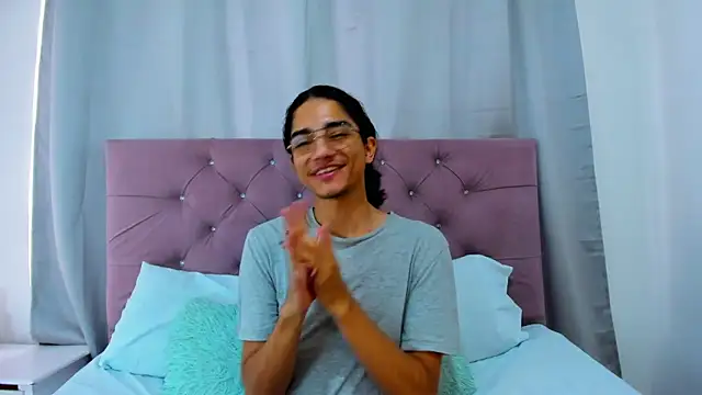 EthanBlackwoodd online show from 01-05-26, 08:01