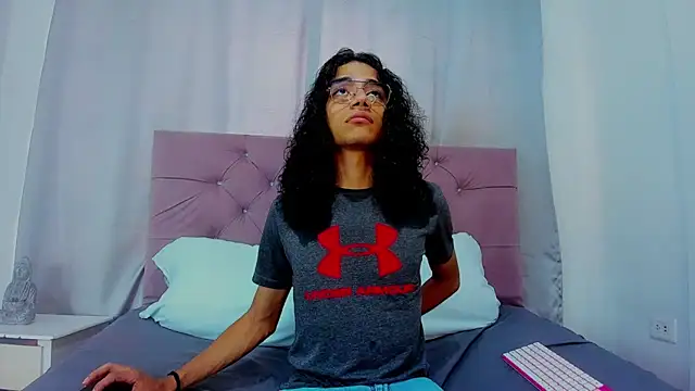 EthanBlackwoodd online show from 02-07-26, 03:16