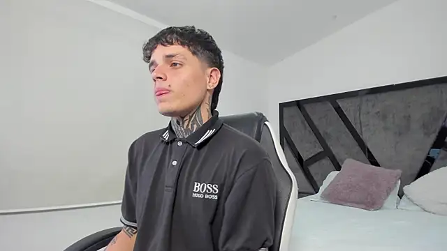 Declan-Fox online show from 09-15-25, 03:50