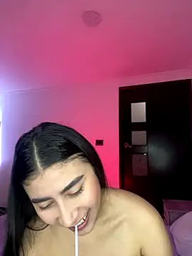 Snapshot of Isabella_Montoya chatting on 10-17-25, 03:47 Isabella Montoya online show from 10-17-25, 03:47