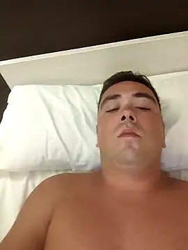 Garciadiogo69 online show from 09-12-25, 07:47