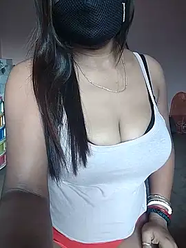 Snapshot of Bengalibeauty96 chatting on 06-16-26, 12:46 Bengalibeauty96 online show from 06-16-26, 12:46