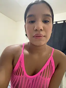 Lyria Diamond online show from 10-21-25, 09:04