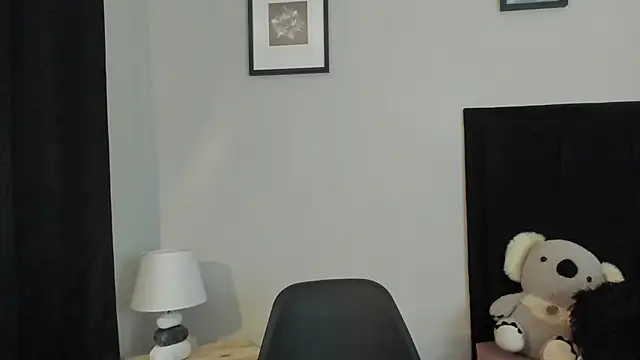 Lyria Diamond online show from 01-15-26, 08:01