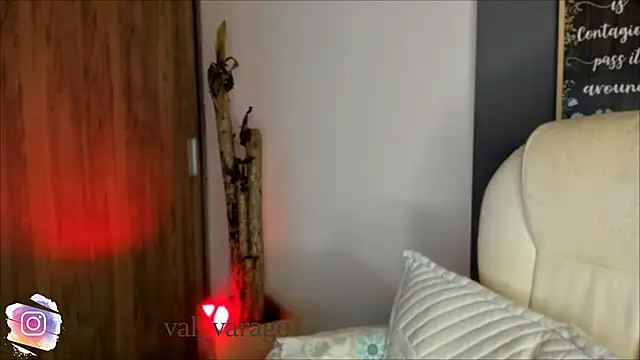 val varago online show from 04-08-26, 04:23