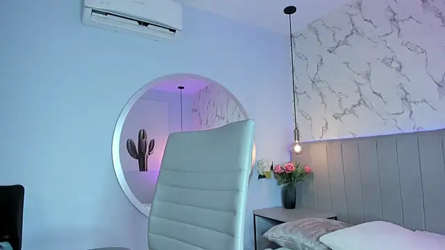 Amber Santana online show from 12-04-25, 09:23