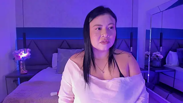Snapshot of Amber_Santana chatting on 06-19-26, 12:48 Amber Santana online show from 06-19-26, 12:48
