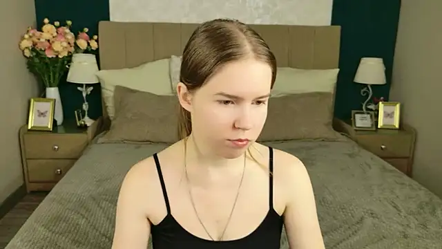 Alida Brice online show from 11-23-25, 05:51