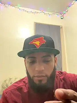 LeoPR00 online show from 12-22-25, 08:33