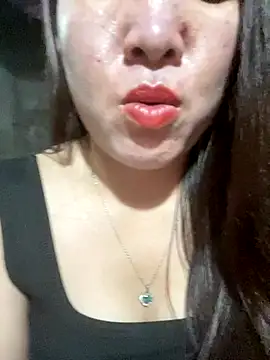 Luna-ass online show from 11-18-25, 01:33