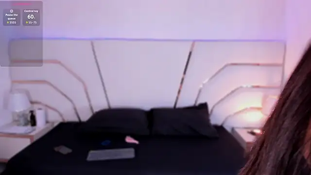 Kendall Evanss online show from 01-08-26, 03:42