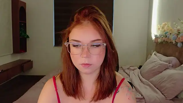 Snapshot of Lilith_Bonheur chatting on 05-26-26, 10:17 Lilith Bonheur online show from 05-26-26, 10:17
