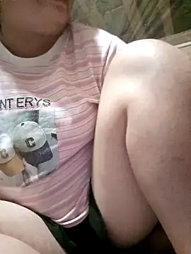 Luyen004 online show from 04-01-26, 01:41