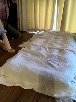 Snapshot of Mia_Winters chatting on 11-22-25, 04:06 Mia Winters online show from 11-22-25, 04:06