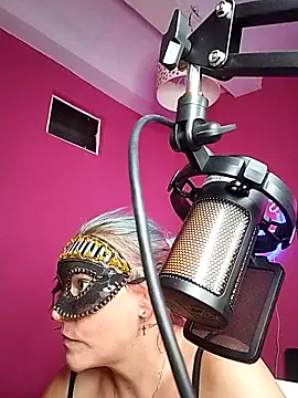 Snapshot of Rosabraguitas chatting on 11-03-25, 08:43 Rosabraguitas online show from 11-03-25, 08:43