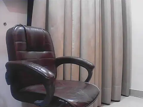 short girl  online show from 09-25-25, 08:12