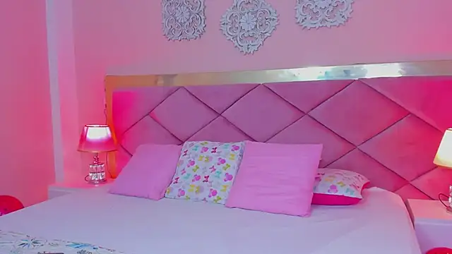 Snapshot of ChloeLaurentt chatting on 02-27-26, 08:53 ChloeLaurentt online show from 02-27-26, 08:53