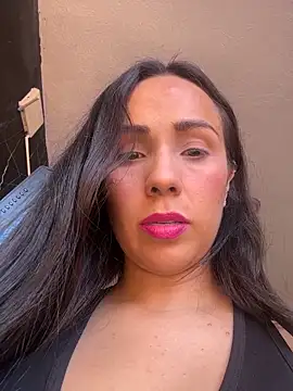 Nicol X online show from 02-17-26, 06:58