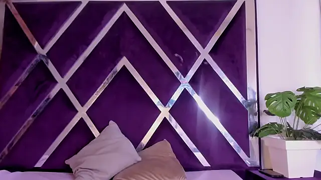 angelkyraasm online show from 02-05-26, 12:43