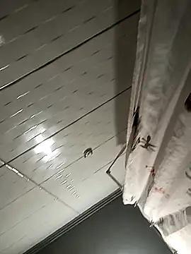 picaduranela online show from 09-21-25, 05:09