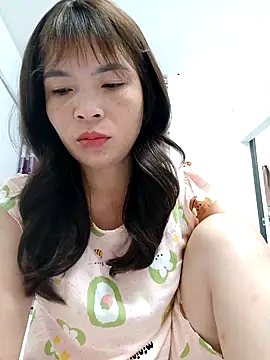 Livelulu online show from 10-14-25, 09:04