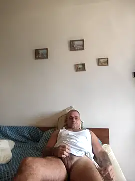 chcem1975 online show from 09-17-25, 09:00