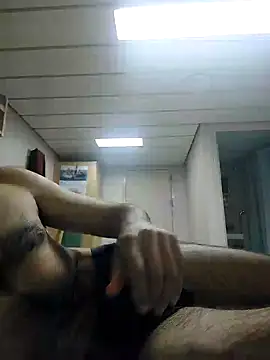 Alecumload online show from 12-20-25, 02:02