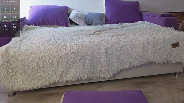 Gentle Ariel online show from 04-13-26, 02:17