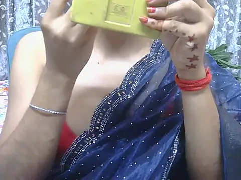 Snapshot of alaviya-19 chatting on 10-06-25, 04:43 alaviya-19 online show from 10-06-25, 04:43