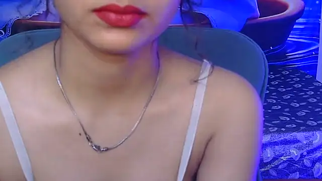Snapshot of alaviya-19 chatting on 07-11-26, 04:37 alaviya-19 online show from 07-11-26, 04:37