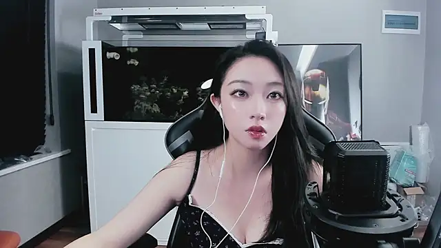 Keke-Bai online show from 09-30-25, 01:16