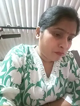 aliya-jaan71 online show from 04-08-26, 05:24