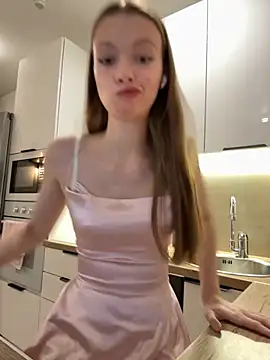 FriendlyFire 18 online show from 11-20-25, 08:52