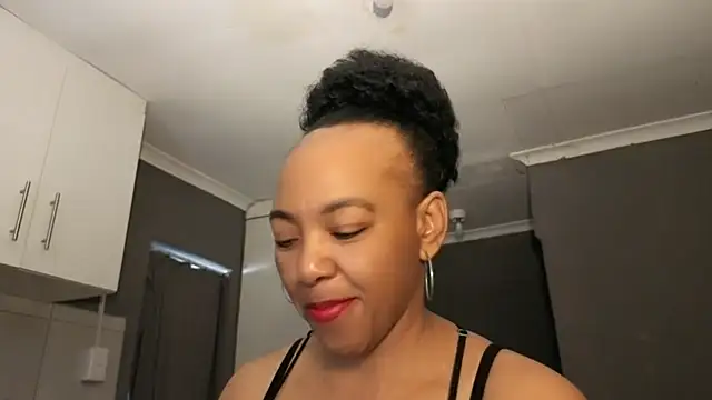 Lillyan N online show from 02-05-26, 07:02