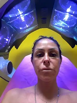 Snapshot of ainaht chatting on 11-17-25, 11:16 ainaht online show from 11-17-25, 11:16