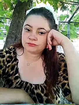 Snapshot of Flacara100 chatting on 09-16-25, 06:47 Flacara100 online show from 09-16-25, 06:47