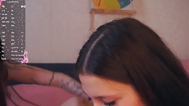 GabrielleLynchard online show from 11-08-25, 07:45