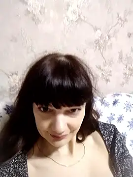 AliceSwan1122 online show from 04-15-26, 06:15