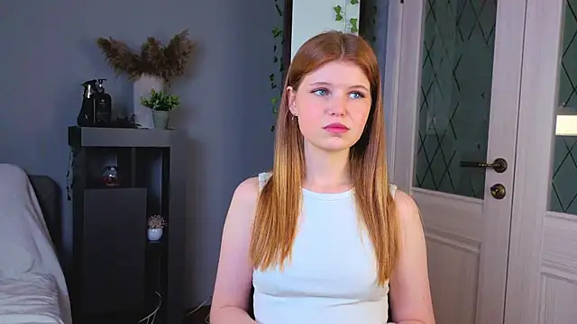 Snapshot of pielittle chatting on 09-16-25, 04:35 pielittle online show from 09-16-25, 04:35