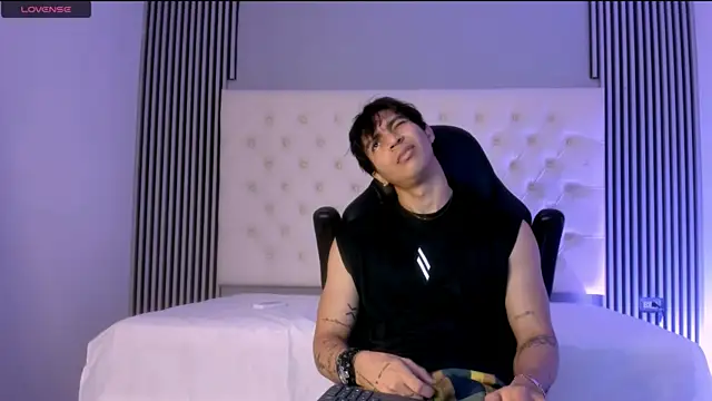 toji luxxer online show from 12-03-25, 04:09