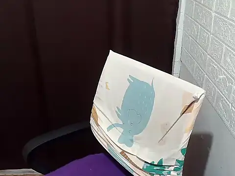 Snapshot of SexyCathy03 chatting on 10-29-25, 02:58 SexyCathy03 online show from 10-29-25, 02:58