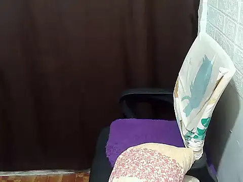 Snapshot of SexyCathy03 chatting on 11-05-25, 05:07 SexyCathy03 online show from 11-05-25, 05:07